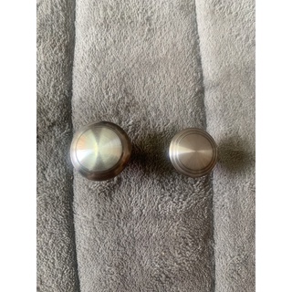 Núm tủ inox304 kèm ốc