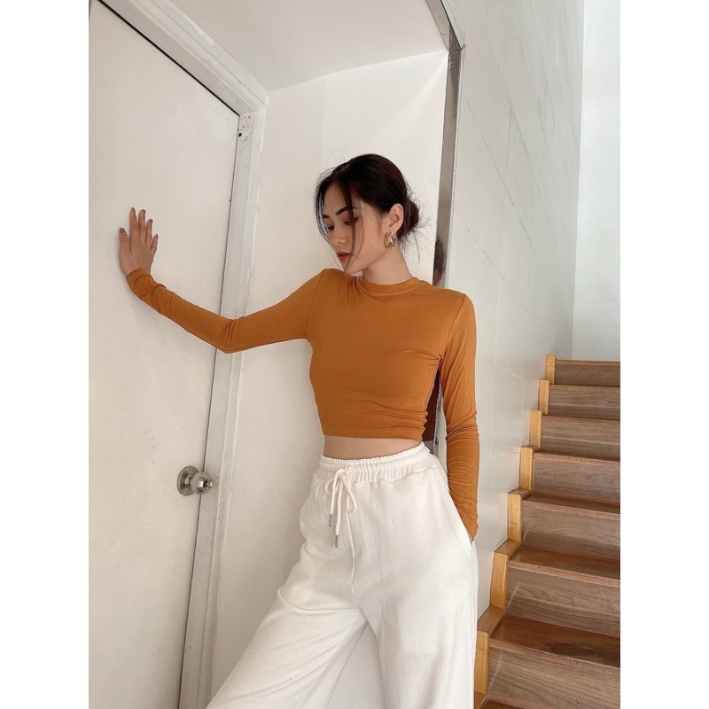 Áo croptop tay dài cổ tròn