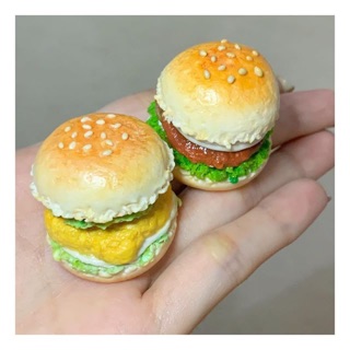 Bánh kẹp hamburger trang trí