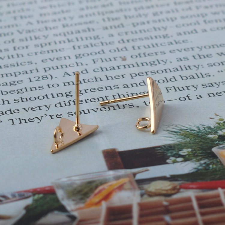 Bông tai hình tam giác 14k