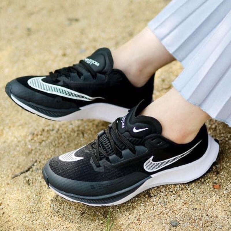 Giầy chạy bộ Ni.ke Air zoom Rival fly 3 CT2405-001 nhật bản