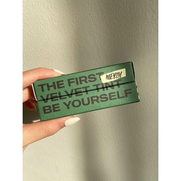 Son kem siêu mịn Merzy The First Velvet Tint V6 Green bản Noel giới hạn