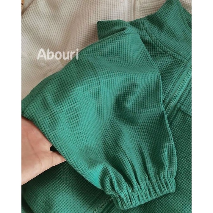 Áo khoác cardigan dáng rộng phong cách Hàn Quốc dễ phối đồ cho bé