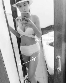 Bikini 2 mảnh ( có kèm ảnh khách )