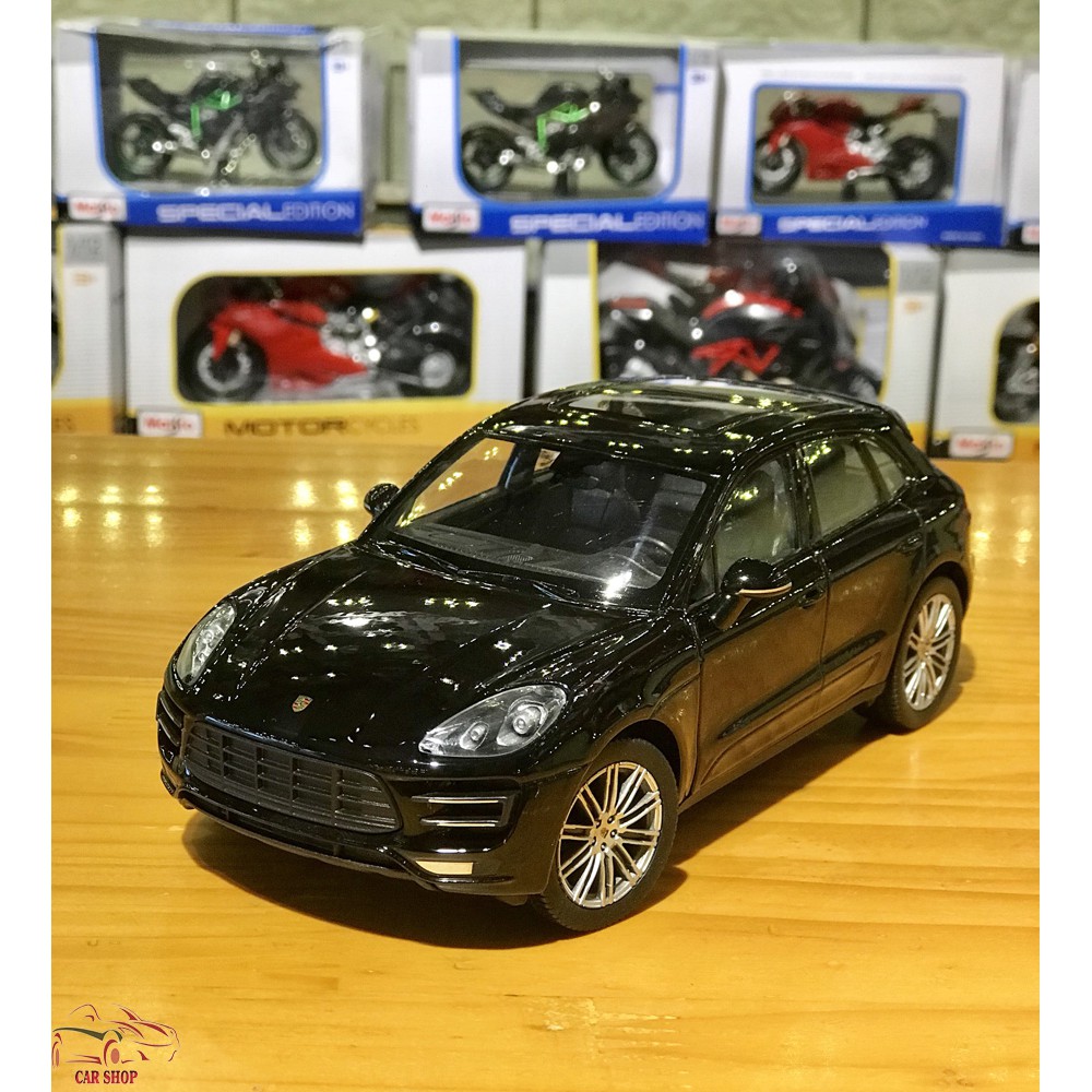 Mô hình xe ô tô Porsche Macan Turbo Hãng Welly FX tỉ lệ 1:24 màu đen