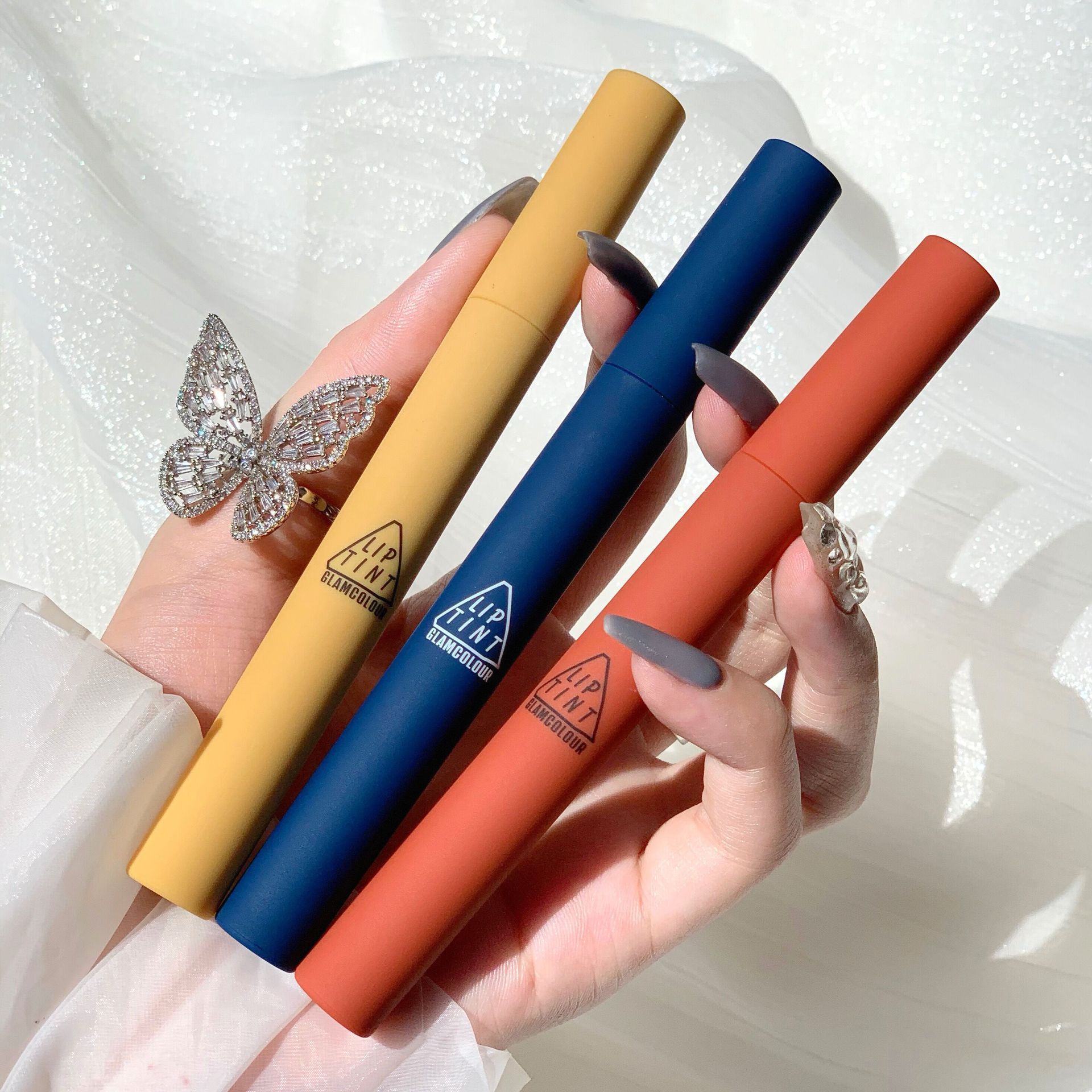 Son kem lì Glam Colour trang điểm lâu trôi không làm khô môi không dính cốc thời trang dành cho bạn nữ