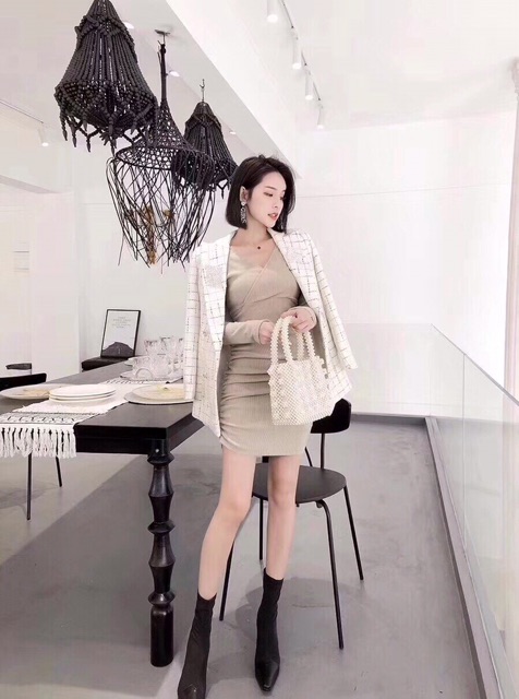 Vest cao cấp phối kim tuyến tag đá cài chanh sả