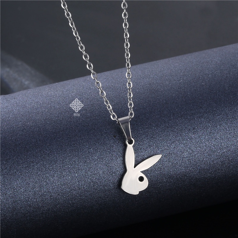 Mặt dây chuyền Playboy, Trang sức Unisex cá tính bằng titan nguyên chất, trangsucmoiluatuoi.RIN