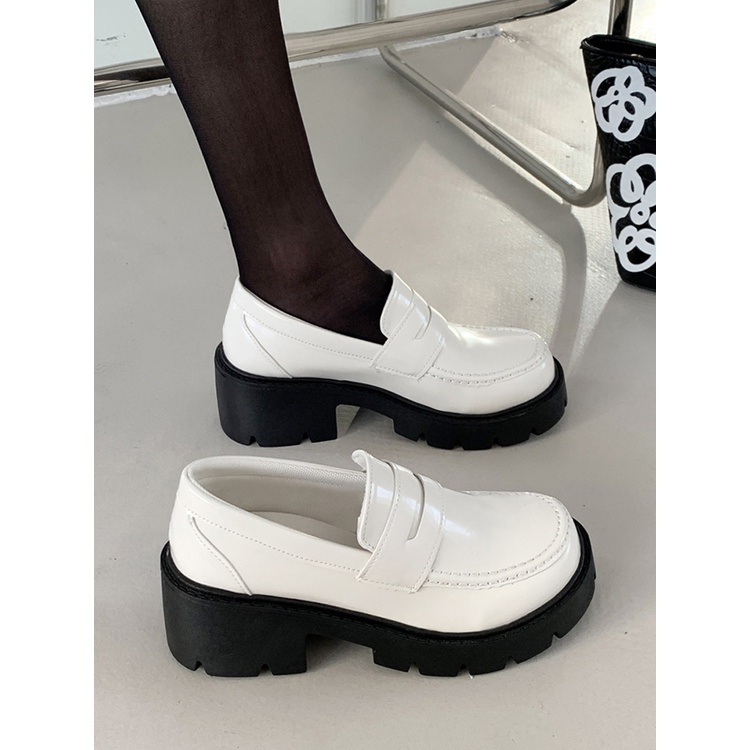 Giày ulzzang phong cách Anh mã 602