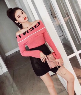 Áo len cổ thuyền gập chữ