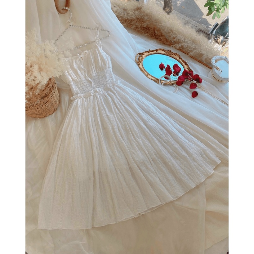 ĐẦM XỐP 2 DÂY DÁNG MAXI TÔN DA NÕN NÀ XINH NHƯ CÔNG CHÚA