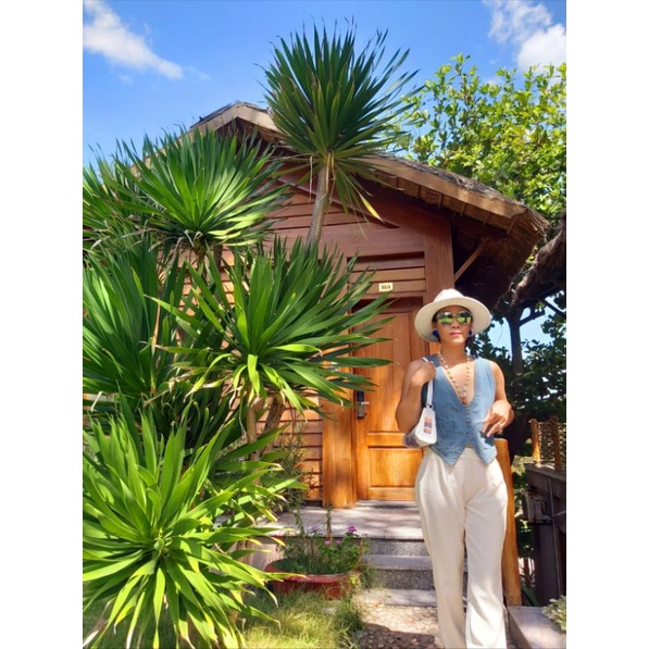 Set áo vest ngắn và quần tây nữ