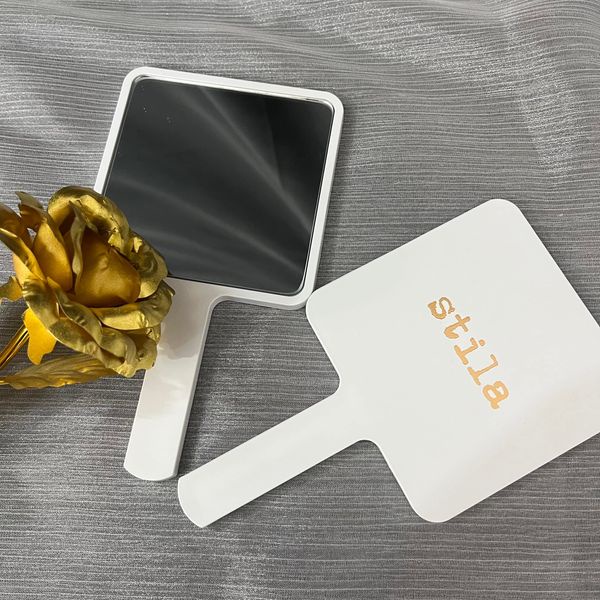Gương cầm tay Stila màu Trắngg