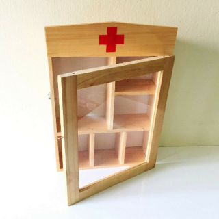 Tủ đựng thuốc gia đình