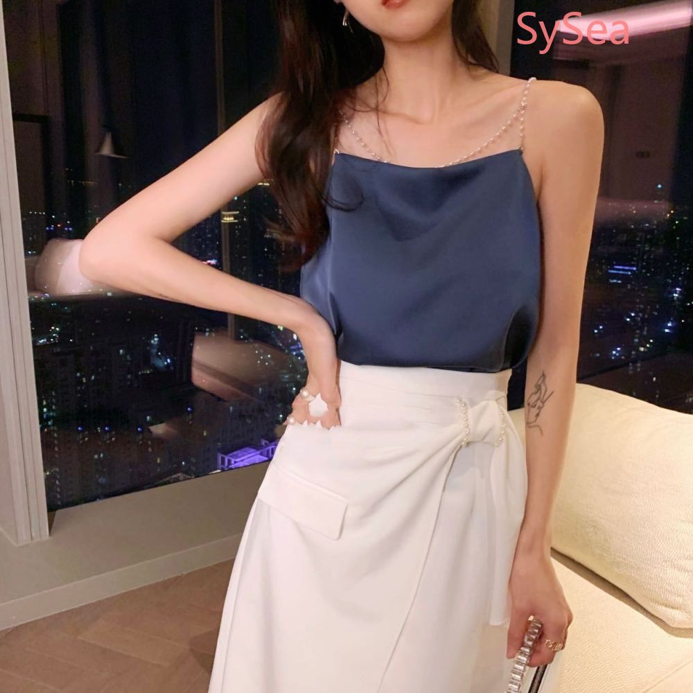 Áo Tank Top Chất Satin Đính Ngọc Trai Thiết Kế Quyến Rũ | BigBuy360 - bigbuy360.vn
