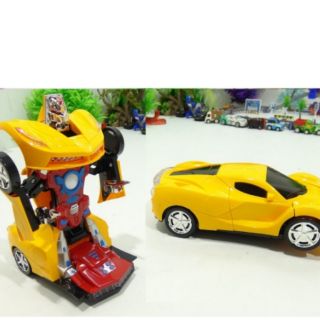 Xe biến hình rô bốt