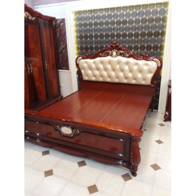 Combo phòng ngủ cổ điển gỗ óc chó _ giá 95.300.000 vnd