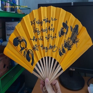 Quạt Vải Vẽ Chữ Thư Pháp ( màu và câu viết thư pháp ngẫu nhiên )
