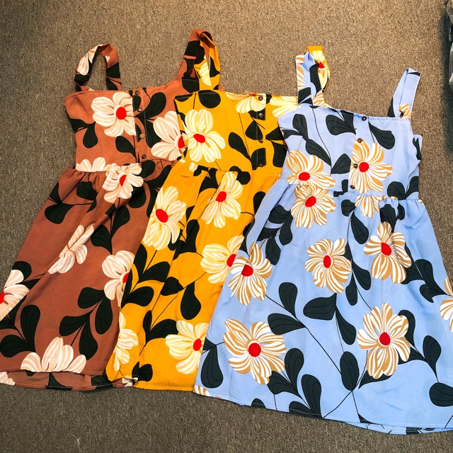 Váy xòe hai dây hoa đang cực hot | BigBuy360 - bigbuy360.vn