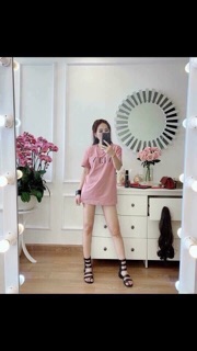 Áo phông nữ giấu quần VLTN
