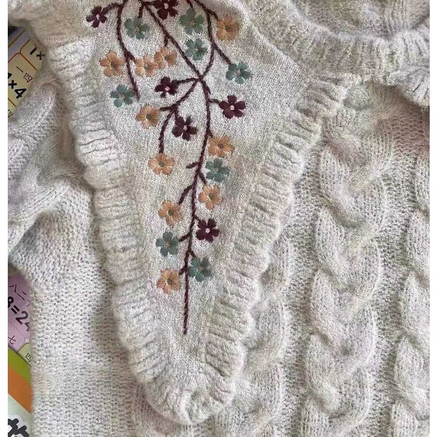 Áo dệt kim thêu hoa phong cách ca sĩ Jisoo BlackPink Hàn Quốc