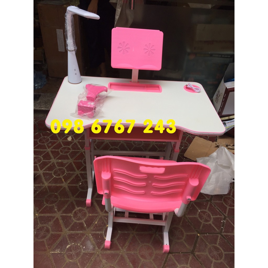 Bộ bàn ghế mầu hồng cho bé gái tặng đèn học và chống cận | BigBuy360 - bigbuy360.vn