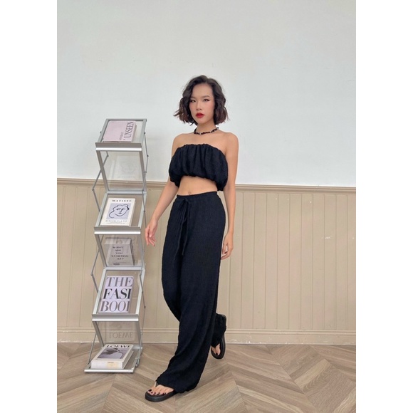 Set Jennie màu đen