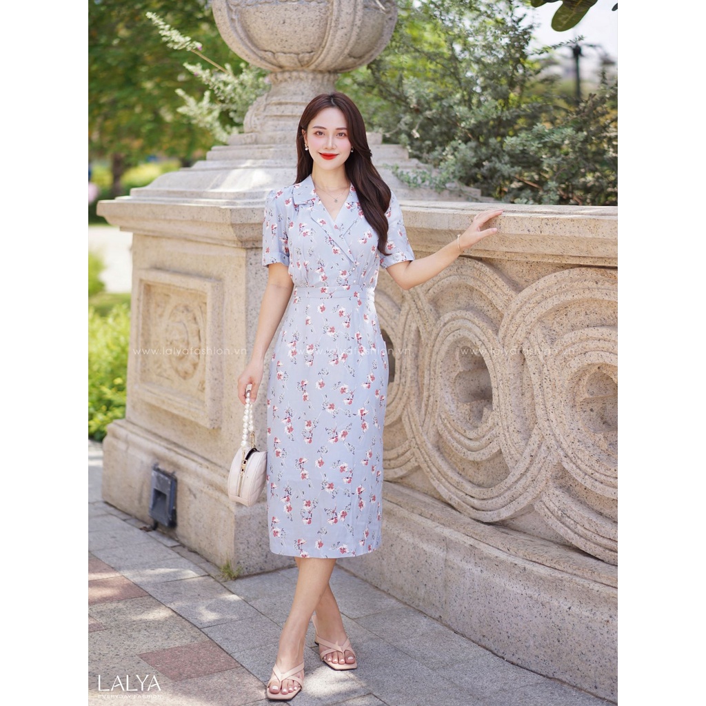 LALYA_D407_Váy hoa HQ cổ bẻ bút chì-Xanh