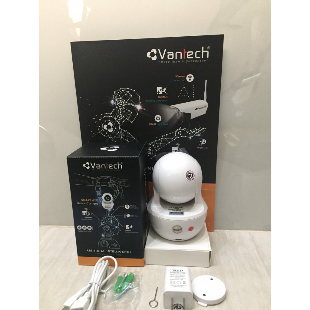 Camera IP WIFI 2.0MP Vantech xoay 360 V2010