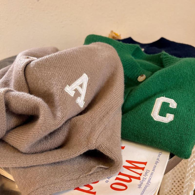 Hàng Mới Về Áo Khoác Cardigan Len Màu Trơn In Chữ Phong Cách Hàn Quốc Thời Trang Mùa Xuân Cho Bé Trai / Gái