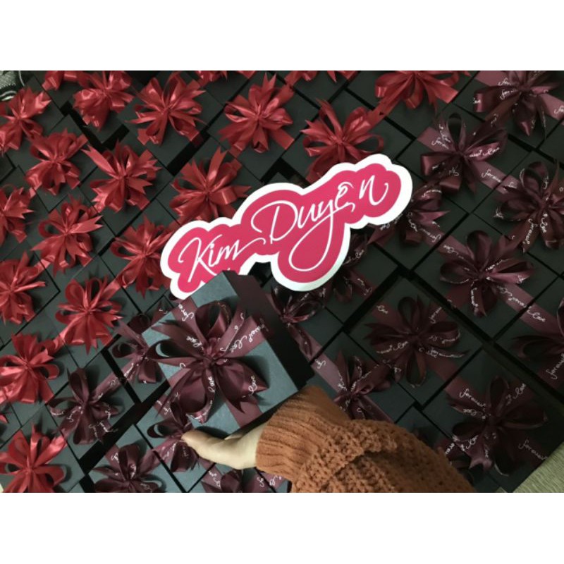 Hộp hoa đựng son kem dài cao cấp kèm nơ + hoa sỉ giá cực tốt Zalo 0973163558.