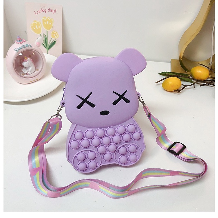 Túi xách đeo chéo silicon gấu bear rick, bong bóng pop-it giảm căng thẳng thời trang 2023