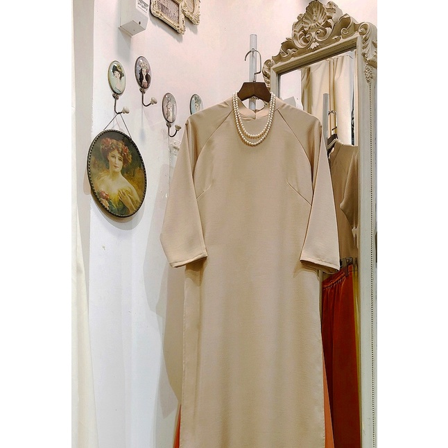 Set Áo dài Rosemary Lụa Tây thi màu Kem nhạt