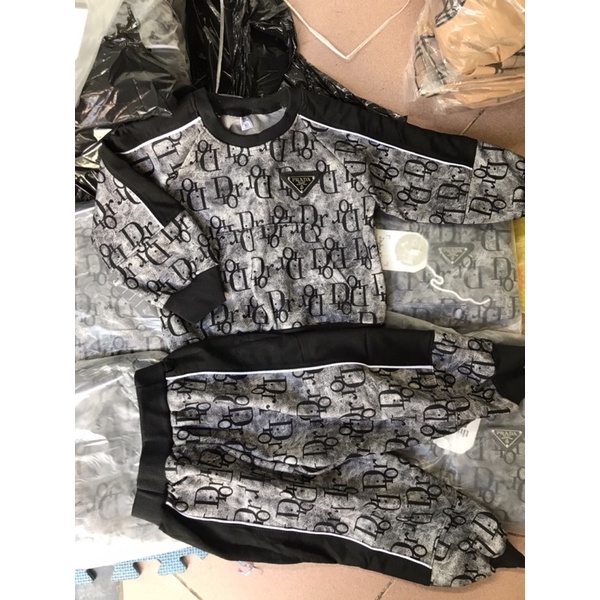 Bộ dior sang chảnh