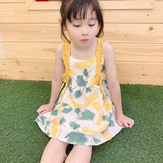 Váy hoa vàng bích