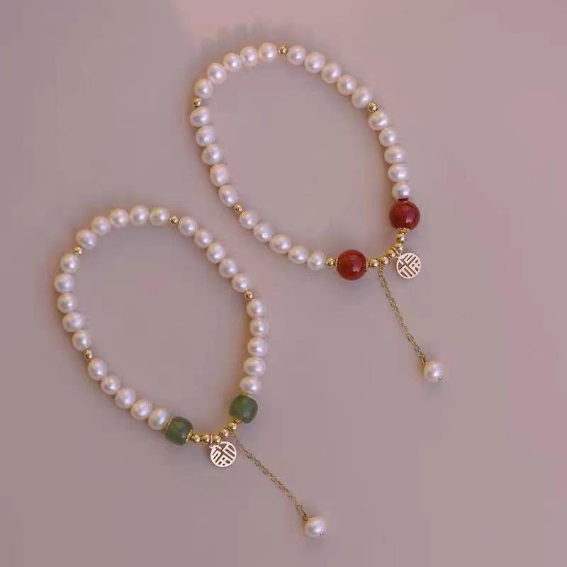 Vòng Tay May Mắn Đính Hạt Ngọc Trai Màu Đỏ Hợp Thời Trang