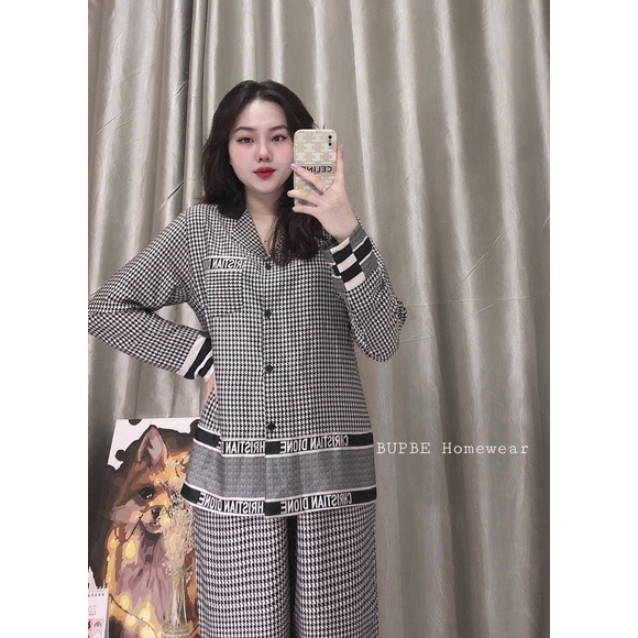Đồ ngủ lụa hàn cao cấp ,pijama họa tiết dior màu đen và đỏ , SOMNIA size từ nhỏ tới bigsize