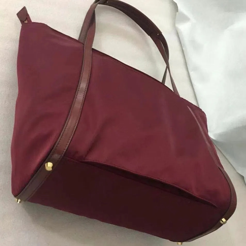 Tumi Túi Xách Mua Sắm Đeo Vai Sức Chứa Lớn Thời Trang Cho Nữ