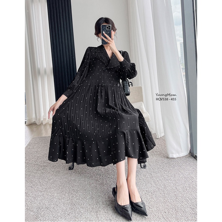 Young Mom | Đầm bầu HQV375 có 2 màu Đỏ và Đen, chất liệu cát Hàn dập ly form dáng maxi, hàng nhập Quảng Châu