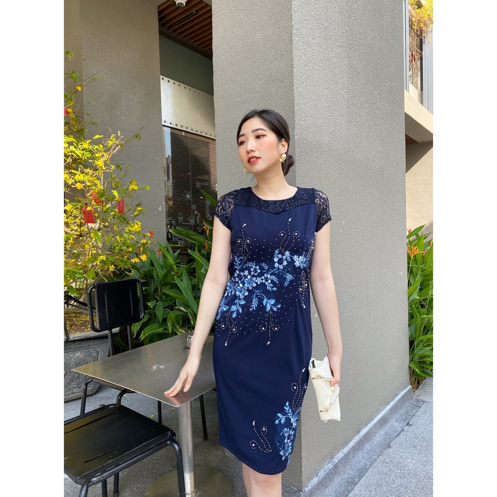 trung niên nữ, đầm thiết kế, sang trọng dự tiệc