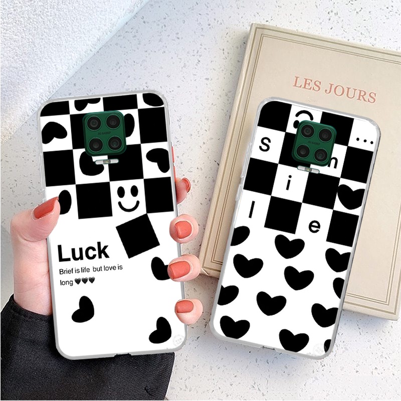 Ốp lưng Vsmart Aris / Aris Pro trái tim họa tiết caro, mikey họa tiết beabrick kaws cute