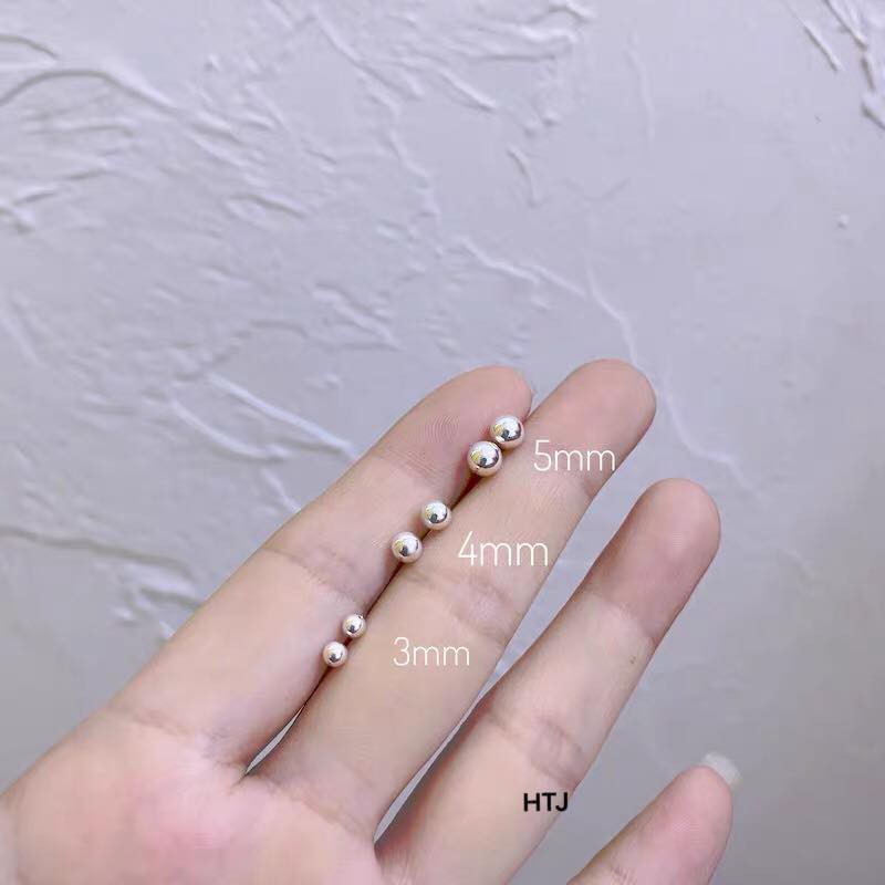 1 CHIẾC NỤ TAI BI BẠC NAM NỮ