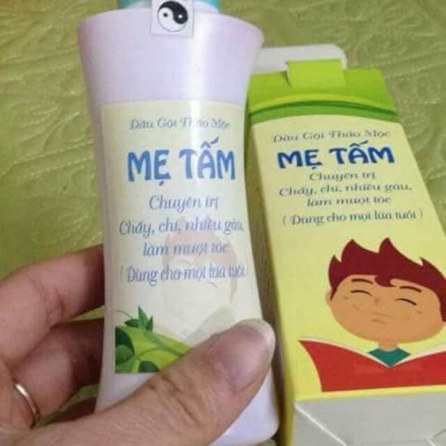 Dầu gội mẹ tấm trị chí ngứa mượt tóc