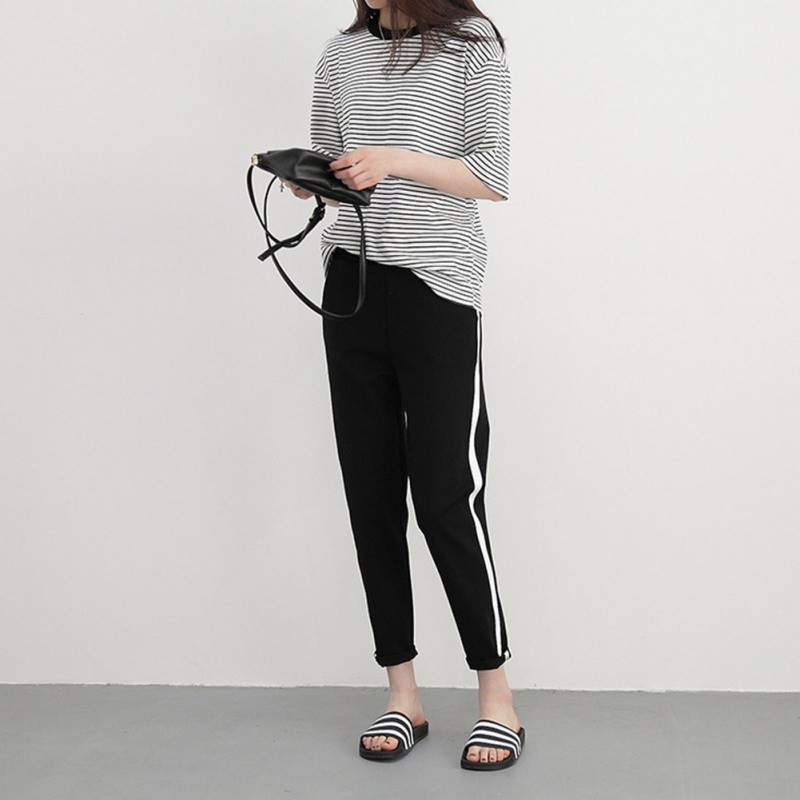 Quần sọc đen trắng lưng cao thời trang nữ tính | BigBuy360 - bigbuy360.vn