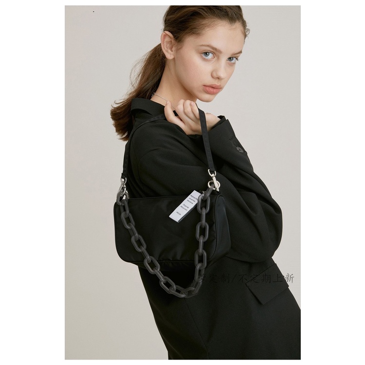 Túi đeo dưới cánh tay Bằng acrylic Phối Dây Xích Thời Trang Mùa Hè Hàn Quốc 2020