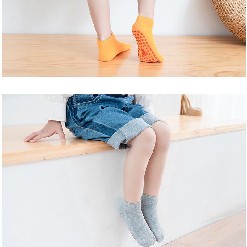 Tất Silicone Chống Trượt Cho Bé 1-12 Tuổi