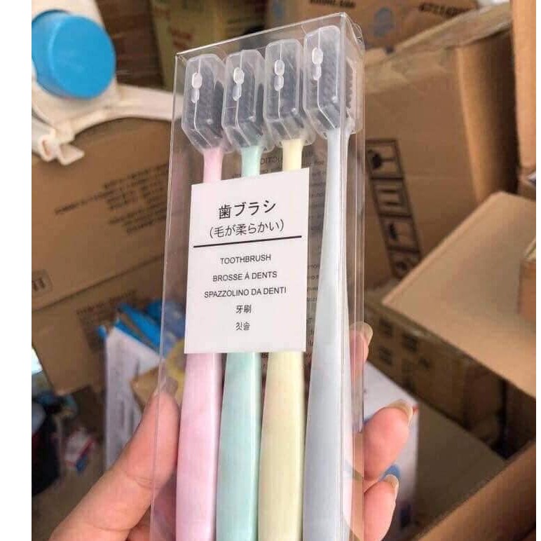 BÀN CHẢI LÚA MẠCH MUJI SET 4 CÁI