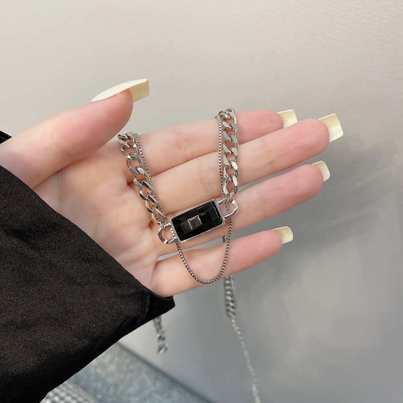 Vòng cổ Mặt Vuông Màu Đen Phong Cách hip hop Thời Trang Cho Nam Và Nữ