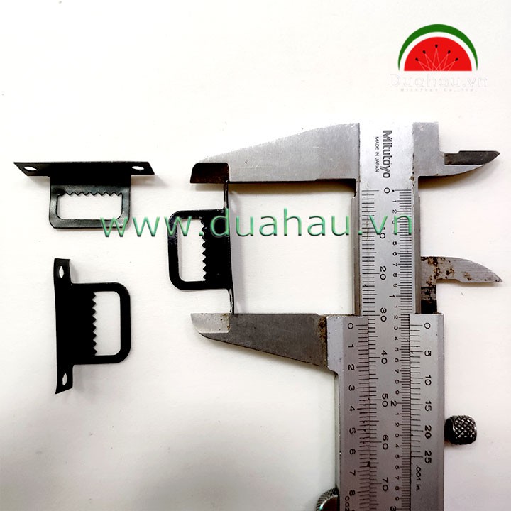 Móc Treo Sắt L - Răng Cưa Đen