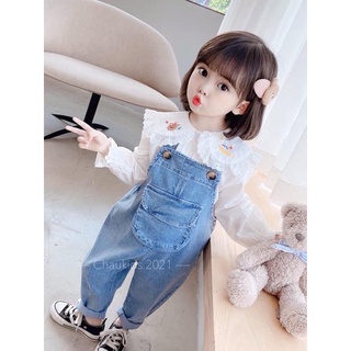 Set yếm quần bò phối áo sơ mi cổ bèo bé gái
